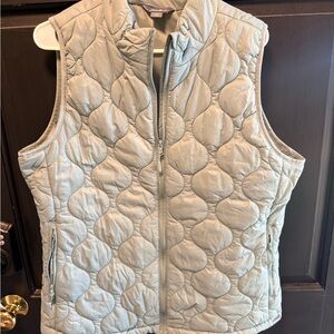 Eddie Bauer Women's Quilted Vest - Light Gray